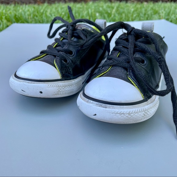 Converse All Star Black Faux Leather Sneakers Sz 8 Lace Up Chuck Taylor Shoes - Picture 4 of 10